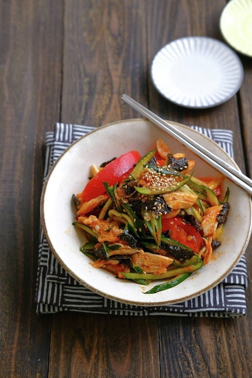 鶏ささみと夏野菜の韓国風サラダの画像