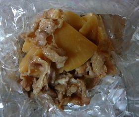 タケノコと豚肉の煮物