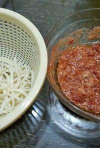トマトとツナのつけ麺