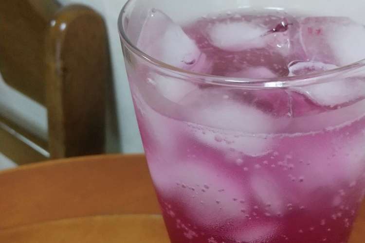 24赤紫蘇 紫蘇ジュース レモン汁入 レシピ 作り方 By 7nene クックパッド 簡単おいしいみんなのレシピが367万品