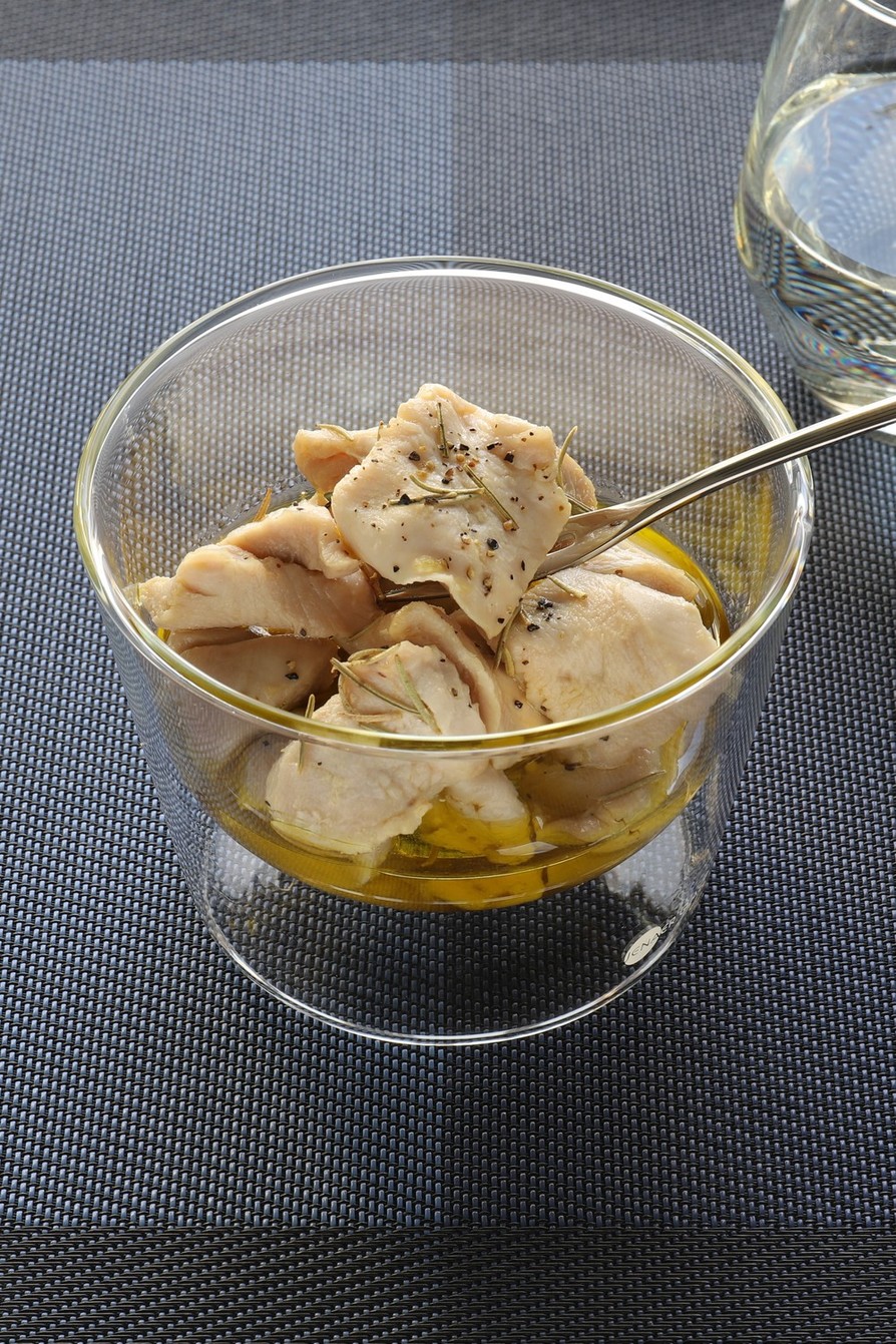 鶏むね肉のコンフィ【電気圧力鍋】 by ワンダーシェフ圧力鍋 【クックパッド】 簡単おいしいみんなのレシピが390万品