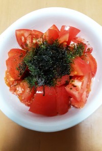 青海苔と塩昆布でトマトのおつまみサラダ
