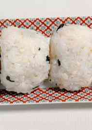 みんなが作ってる ワカメ おにぎりのレシピ クックパッド 簡単おいしいみんなのレシピが355万品