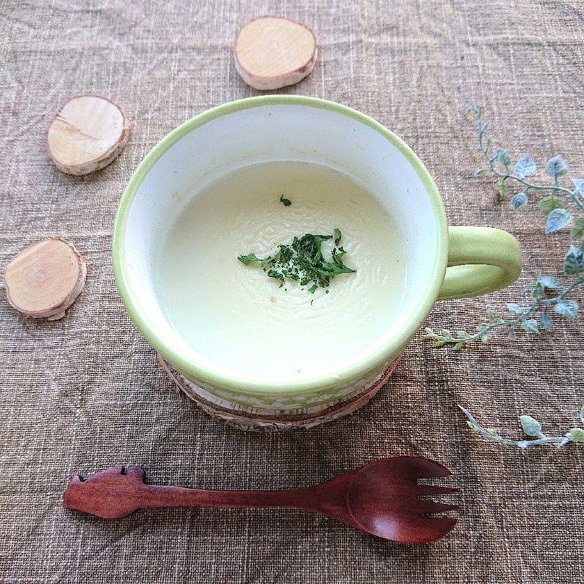 レンジで２分♪オートミール豆乳スープ