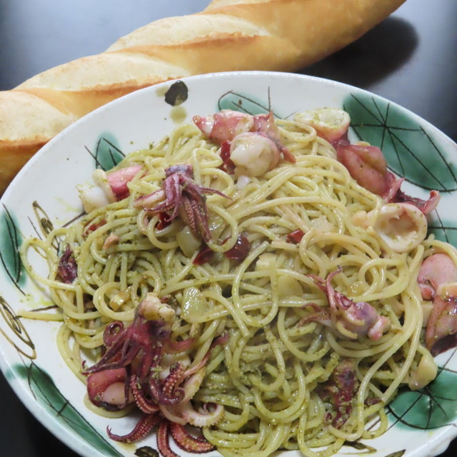 時短 ボイルヤリイカのジェノベーゼパスタ レシピ 作り方 By 火水流整体術院 クックパッド 簡単おいしいみんなのレシピが378万品