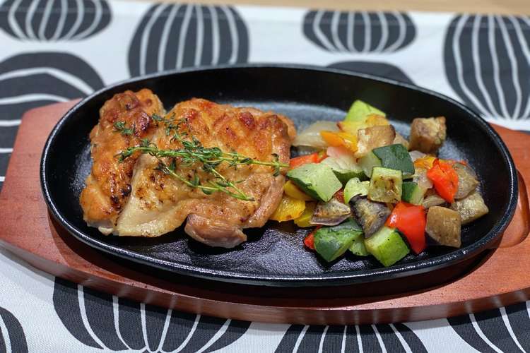 チキンステーキグリル野菜バルサミコソース レシピ 作り方 By 冷凍野菜料理研究室 クックパッド 簡単おいしいみんなのレシピが360万品
