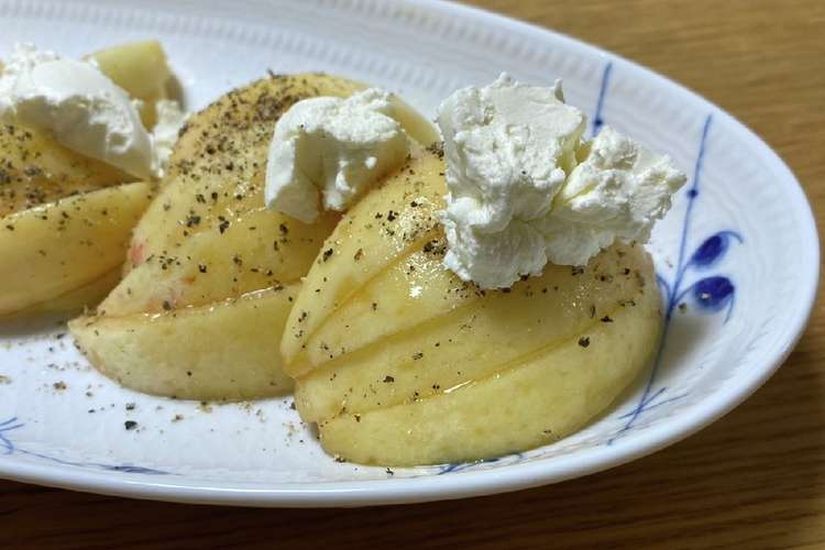 桃のブラックペッパーとクリームチーズ乗せ レシピ 作り方 By Cocopororo クックパッド 簡単おいしいみんなのレシピが364万品