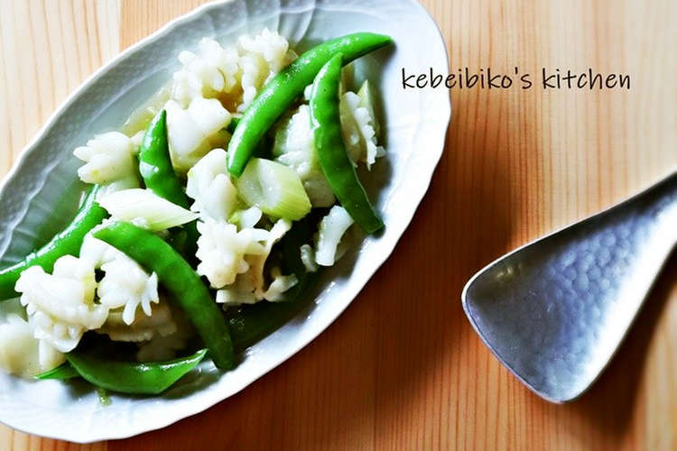 イカとセロリとスナップエンドウの中華炒め レシピ 作り方 By Kebeibiko クックパッド 簡単おいしいみんなのレシピが373万品