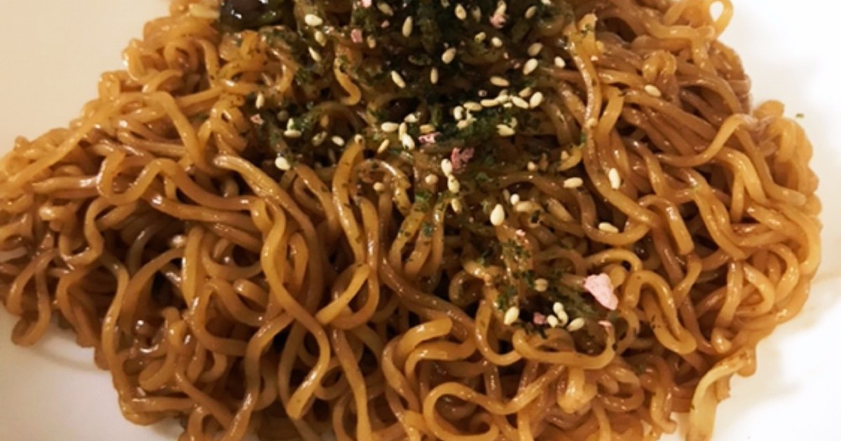 普通に作るより断然美味しい 焼きペヤング レシピ 作り方 By はるはるpi クックパッド 簡単おいしいみんなのレシピが371万品