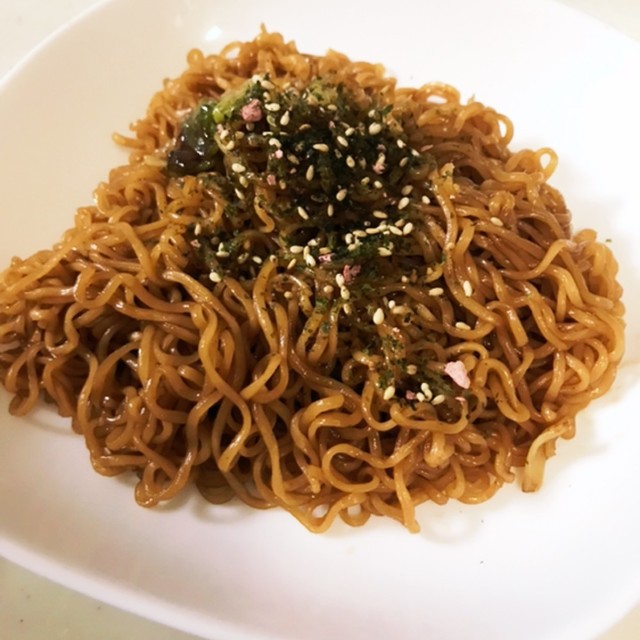 普通に作るより断然美味しい 焼きペヤング レシピ 作り方 By はるはるpi クックパッド 簡単おいしいみんなのレシピが371万品