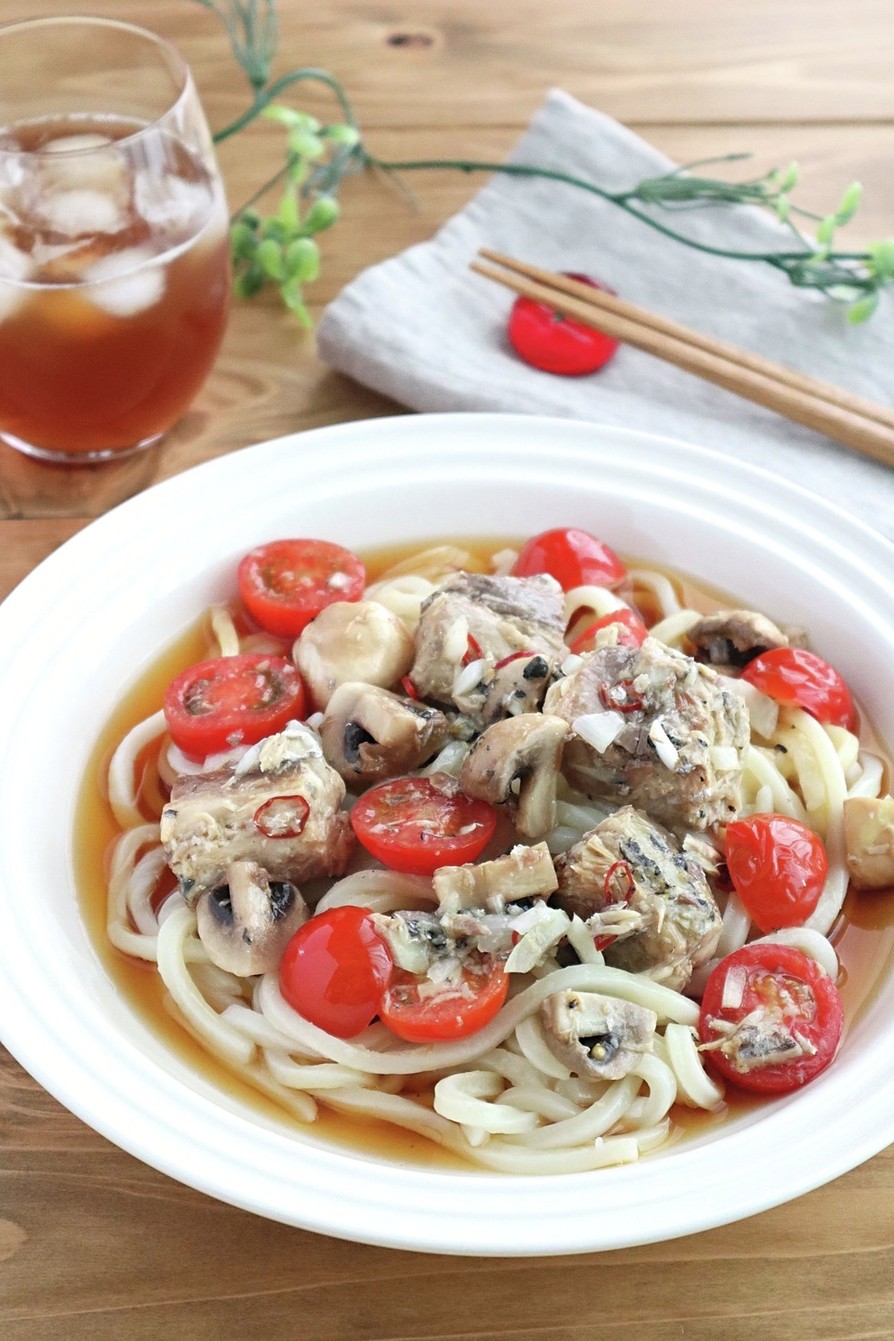 サバ缶とトマトのアヒージョ風冷やしうどんの画像