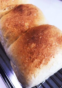 フォカッチャ風　粉チーズ入1.5斤食パン