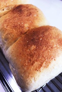 フォカッチャ風　粉チーズ入1.5斤食パン