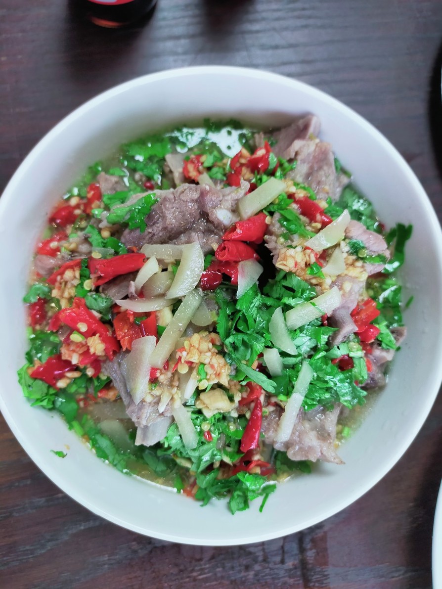 ミャンマーの豚肉料理の画像