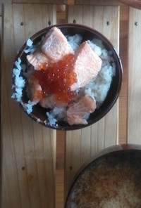 白エビ出汁で炊く！わっぱ飯