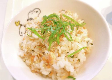 塩鮭♡炊飯器で簡単混ぜご飯の写真