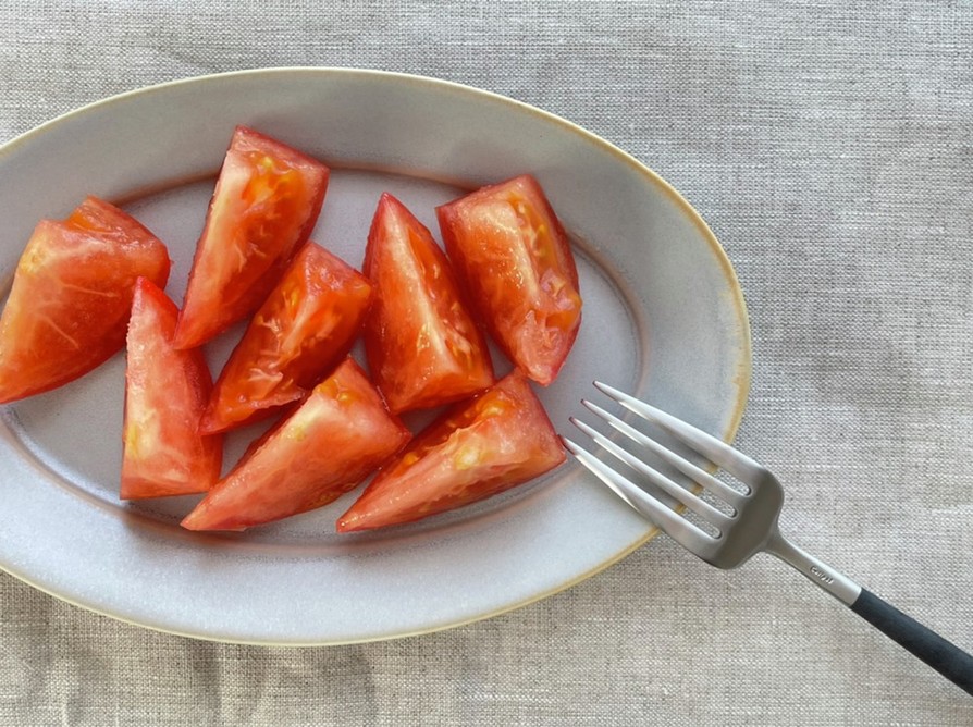 簡単｜副菜｜トマトのガーリックオイル和えの画像