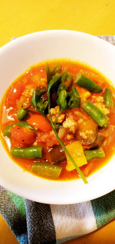 いんげん豆と夏野菜のラタトゥイユの写真