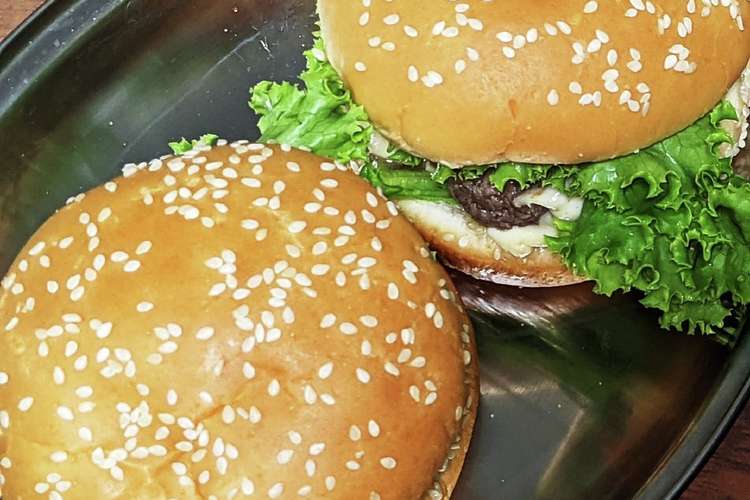 アンガスビーフ肩ロースチーズバーガー レシピ 作り方 By Okusama18 クックパッド 簡単おいしいみんなのレシピが363万品