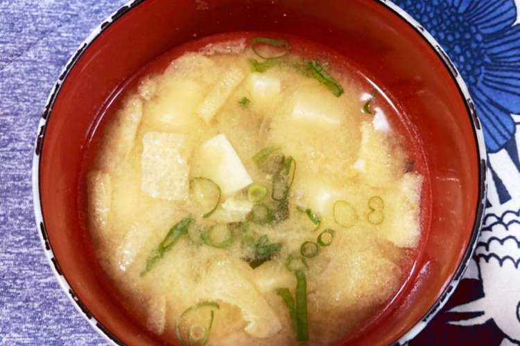 茅乃舎の出汁で 玉ねぎと豆腐の味噌汁 レシピ 作り方 By Karikarin クックパッド 簡単おいしいみんなのレシピが357万品