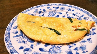ニラ玉チーズオムレツの写真