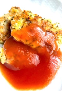簡単☆鶏胸肉のパン粉焼きトマトソース