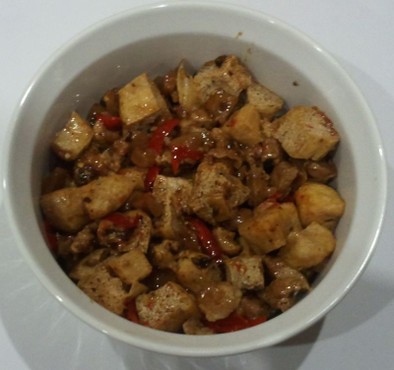 チリチャオチャオ（豚と豆腐のピリ辛炒め）の写真