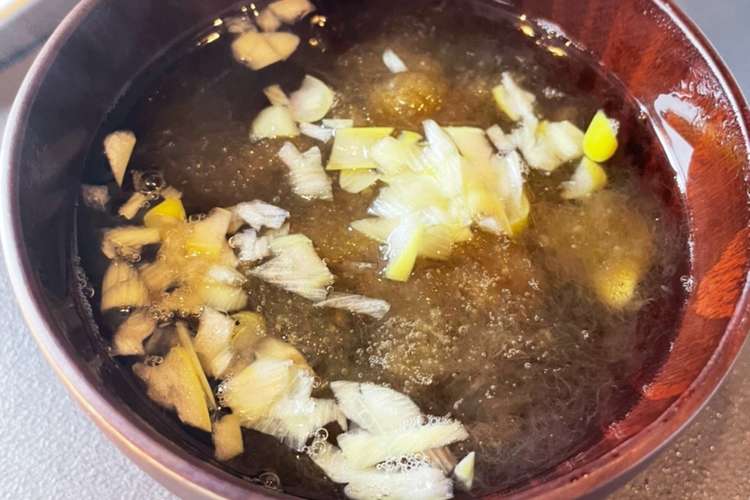 即席1分 とろろ昆布のお吸い物 レシピ 作り方 By おいしいの大好き72 クックパッド 簡単おいしいみんなのレシピが378万品