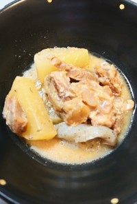 豚軟骨と大根の味噌煮