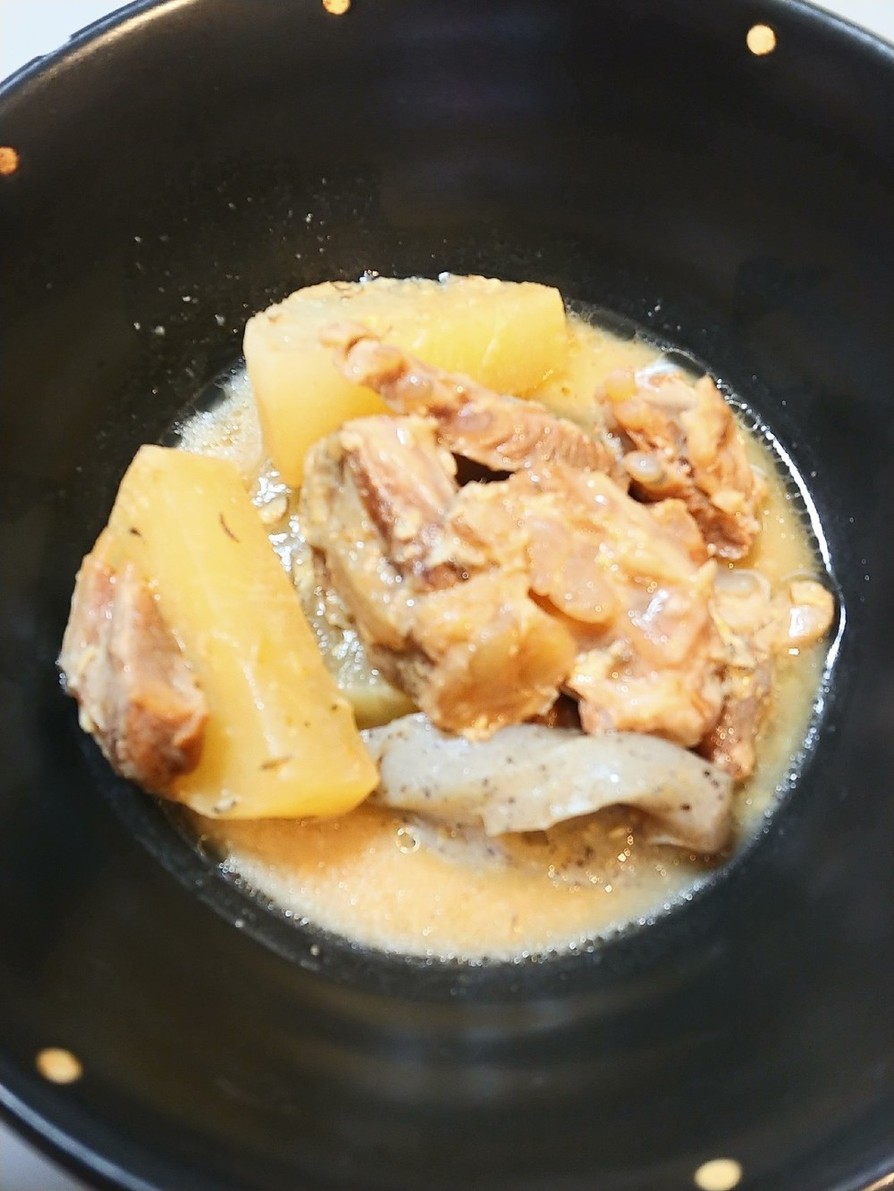 豚軟骨と大根の味噌煮の画像