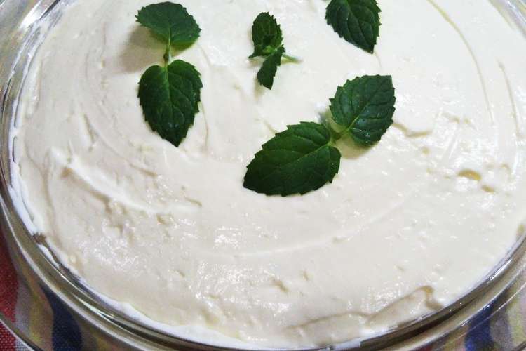 材料3つ 超簡単レアチーズケーキ レシピ 作り方 By 漆黒堂本舗 クックパッド 簡単おいしいみんなのレシピが371万品