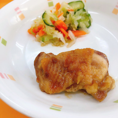 鶏肉のマーマレード焼き☆給食メニューの写真
