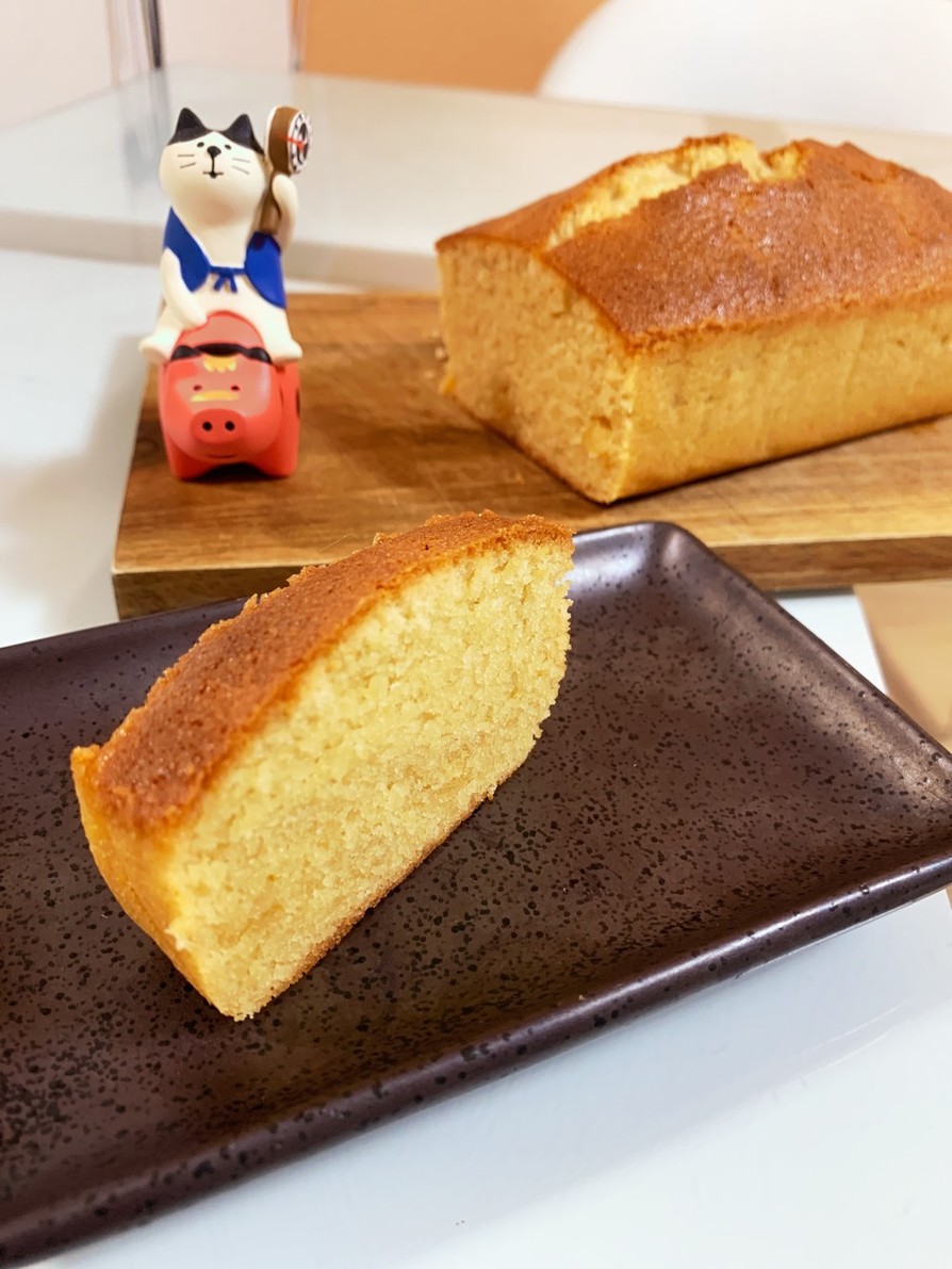 アーモンドプードルのパウンドケーキの画像