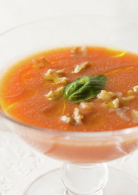 トマトと赤パプリカの冷たいスープ