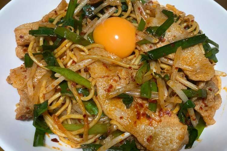 豚コマとニラ もやしのピリ辛焼きそば レシピ 作り方 By クッキングシニアz3 クックパッド 簡単おいしいみんなのレシピが375万品