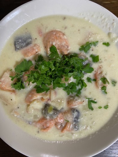 銀鮭のチーズフォンデュ風スープの写真