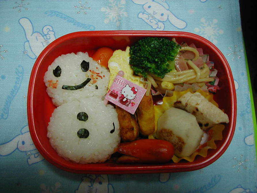 雪だるまのお弁当の画像