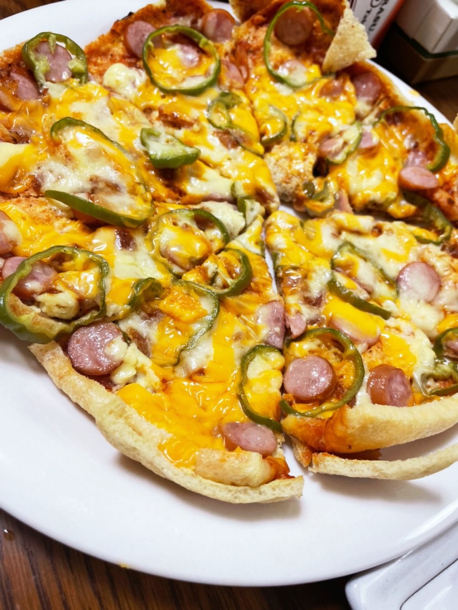 グルテンフリーな油揚げピザの画像
