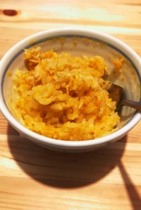 生米で作るにんじんとしらすのたまご粥
