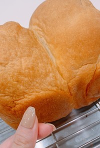 外カリ中フワ生食パン