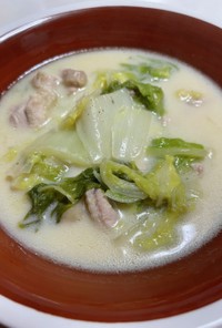 白菜と鶏肉の白味噌クリーム煮