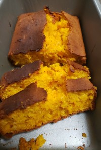 黄色いかぼちゃパウンドケーキ