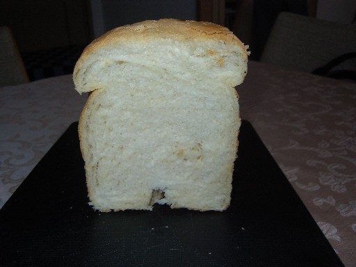 しっとり生地のフランスパンの画像