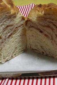 胡桃ペーストの折込パン