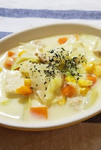 キャベツと豆腐のコーンスープ