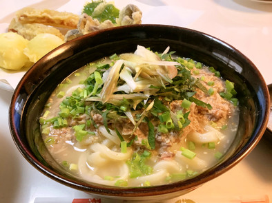 鯖缶で冷や汁うどんの写真