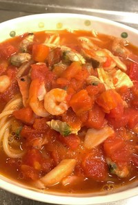海鮮ウェイパーで魚介トマトスープパスタ！