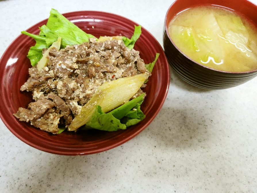 ♥牛肉とネギと豆腐の韓国炒め＆白菜味噌汁の画像