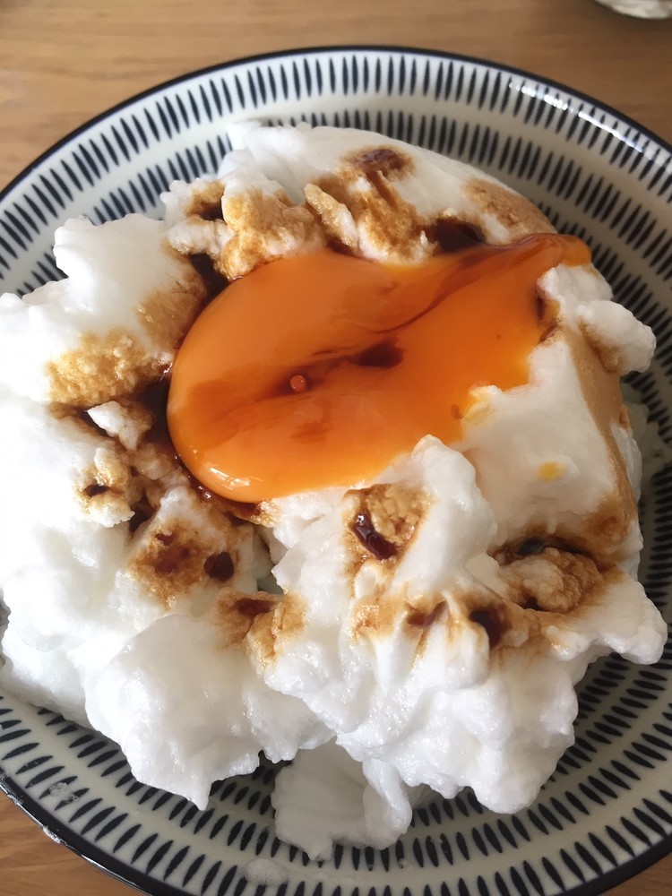 平飼い玉子のふんわり卵かけごはん By チャーハンチャーハン クックパッド 簡単おいしいみんなのレシピが363万品