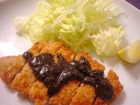 とんかつ黒ごまソース